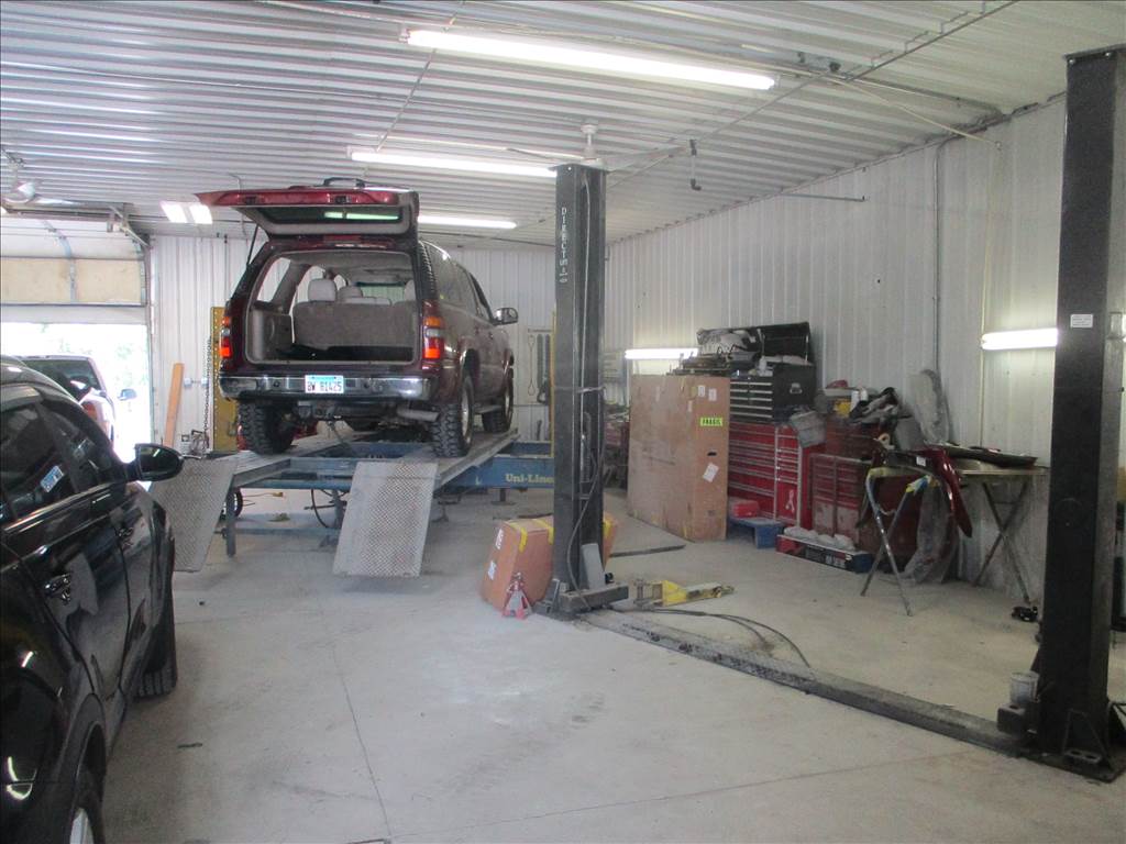 United Collision & Customs Lockport, IL